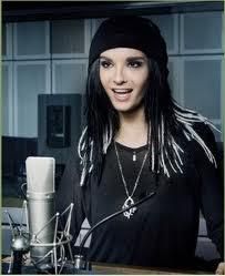 :nebun:  :nebun:  :nebun: cum vi-l imaginati pe bill kaulitz