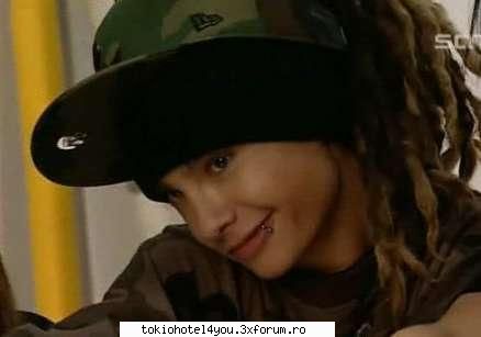 poze tom!! aste imi place mie multe cand zambeste !!!!! &nbsp; buna sunt nou pun poza =d&nbsp;