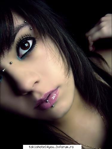 viatza adolescent cleo colega lui camera